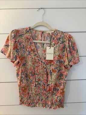 Promesa Coral, Navy & Cream Floral Ruffle V-Neck Top